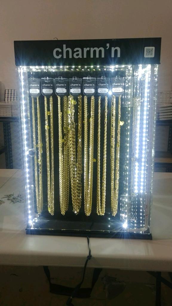 Charmin' chain premium display 14 carat gold plated 120ct.